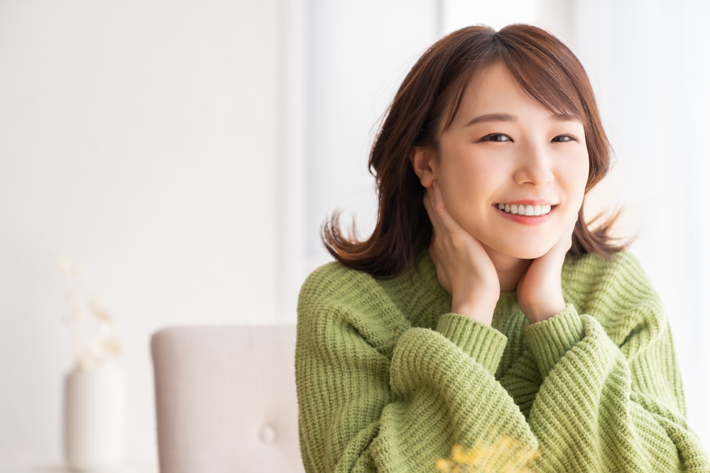 気分が晴れやかになっている女性